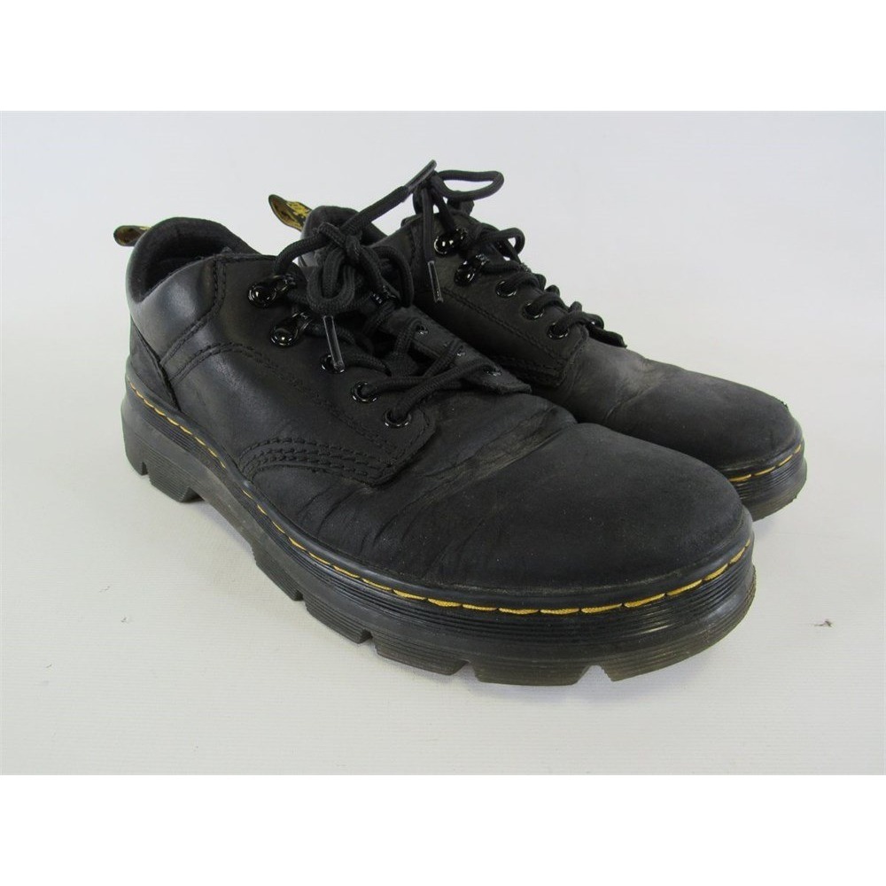 Dr. Martens Reeder Shoes Mens 10 Black Good Leather Low Top Lug Sole Hiker - Picture 8 of 9